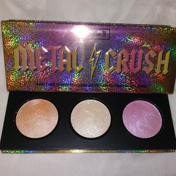 ***SOLD***Kat Von D Metal Crush Palette - Picture 6 of 7